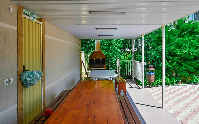 Tonkij Myis Guest House