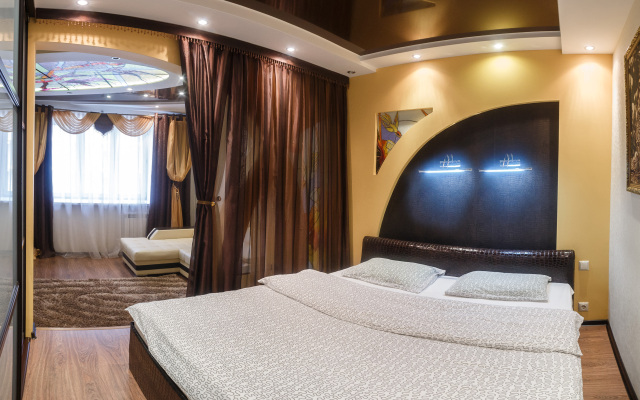 Апартаменты Адоратского