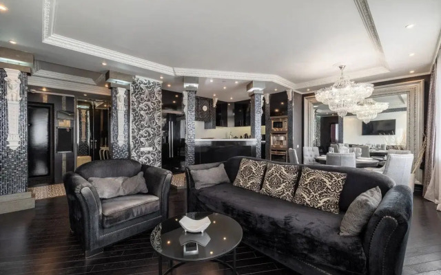 Shikarniye s Dizaynerskim Remontom Apartments