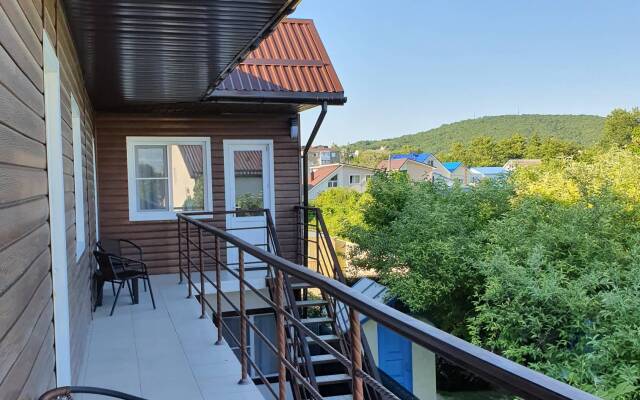 Vizit Guest House