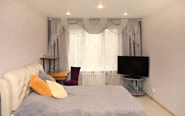 Odnokomnatnaya V Pyati Minutakh Ot Metro Novoyasenevskaya Apartments