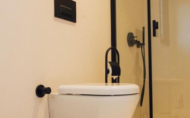 To Be Social House Hotel