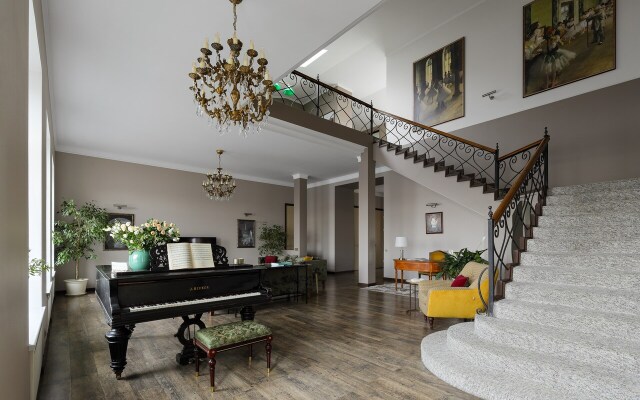 Апартаменты от Minin 270 кв.м. с видом на Неву, террасой и бильярдом