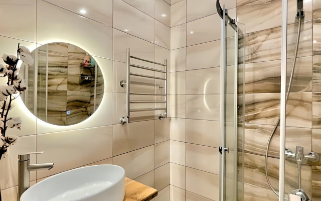 Апартаменты ArtInvest на Ершова