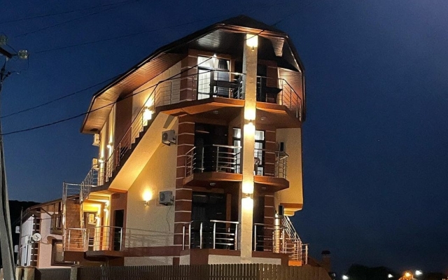 Summer House Mini-Hotel
