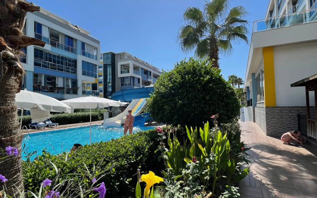 Апартаменты у моря 320 м с балконом