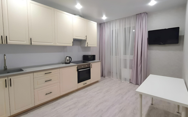 Апартаменты Трёхкомнатная квартира недалеко от центра города