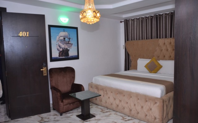 247 Luxury Hotel