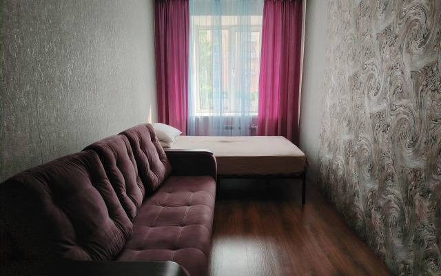 Квартира Трехкомнатная на Коммунистическом 35