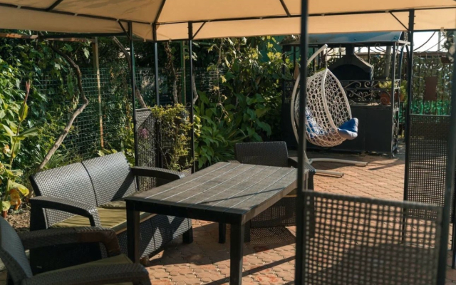Miran Guest house