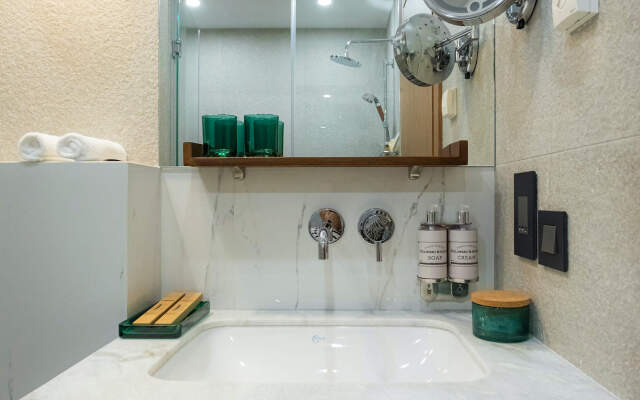 Khedi Hotel
