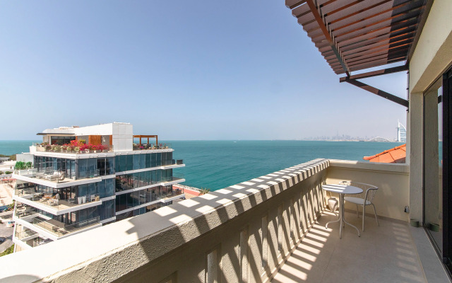 Royal Amwaj Anantaro Private Beach Lagoon Pool Apartment