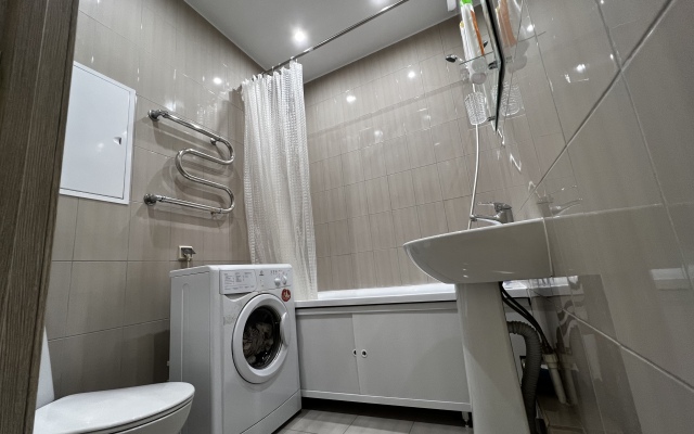 Alexhome Rp Sverdlovskiy Stroiteley 9 Flat