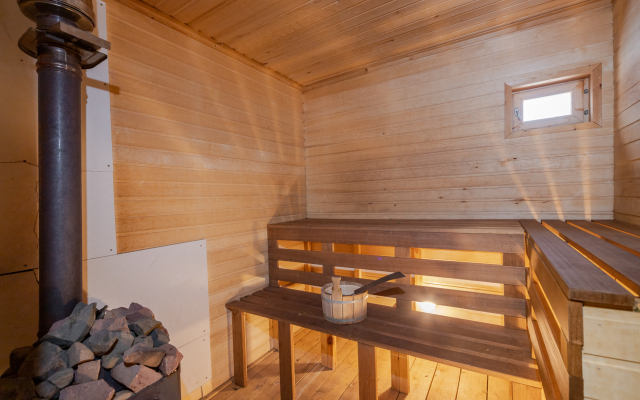 Harakka Talo Guest House