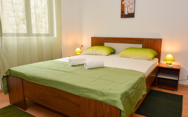 Risan Center Apartments