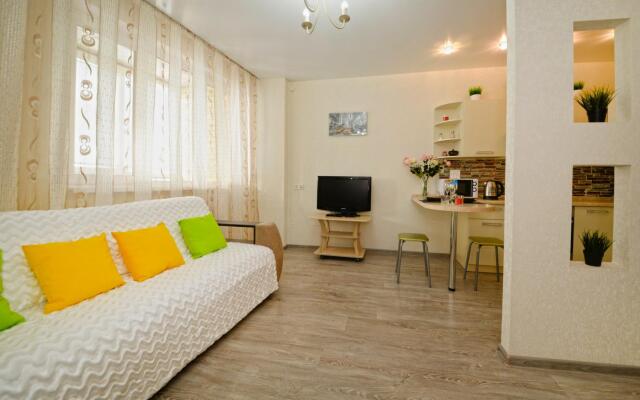 Novorossiyskaya 8A Apartments