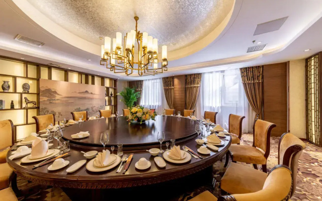 Отель Beijing Sunflower Universal Studios