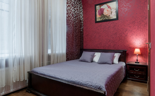 Na Vasileostrovskoy Guest house