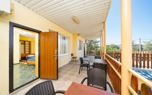 Отель Золотые Пески