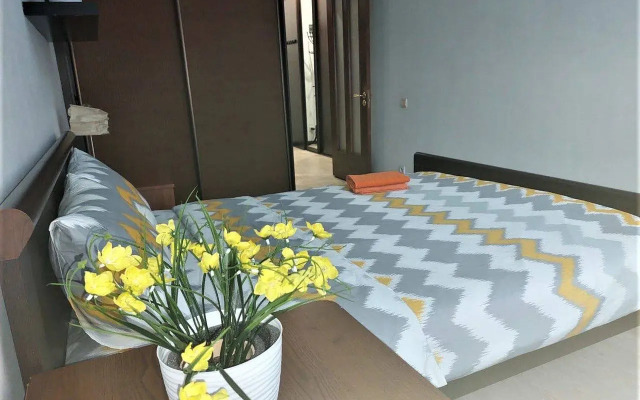 Dvushka V Tsentre Sochi Krovat I Divan Flat