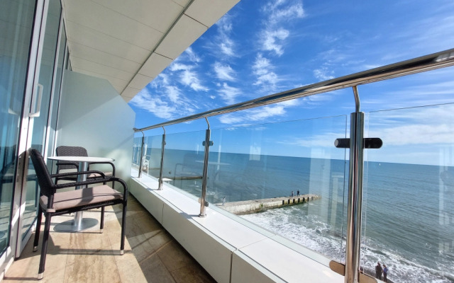 Mytimewell Chernomorskaya 13G Apartments 1
