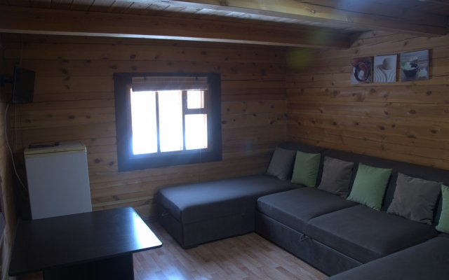 SEMEJNYiJ Guest House