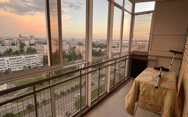Bolshaya 3kh Kvartira V Tsentre! Flat