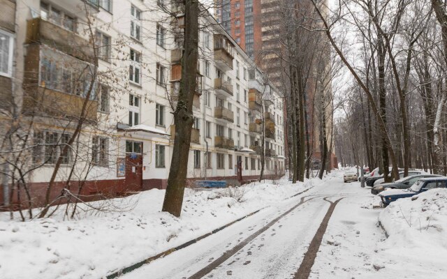 Апартаменты на Севастопольском проспекте