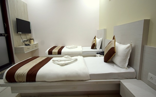 Embassy Hotel