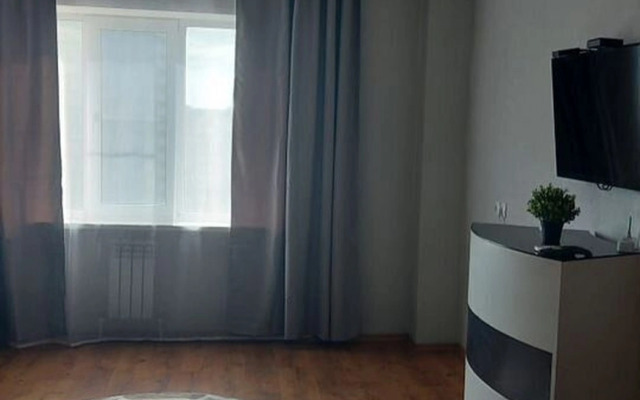 Na Ulitse Severnaya Zvezda 7/2 Flat