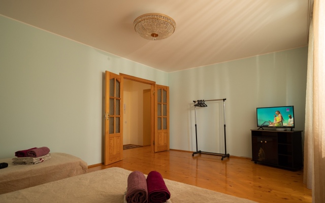 Nakhimova 27 Apartments