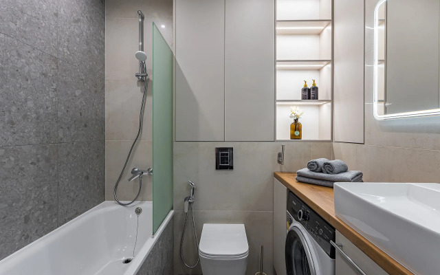 Апартаменты в центре города на улице Б Панина с парковкой Сова-Дом