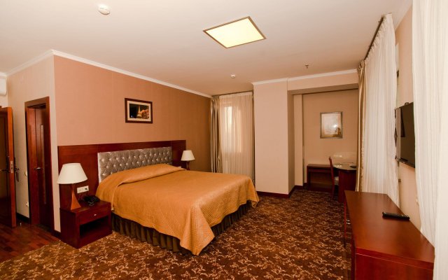 Hotel Grand Voyage