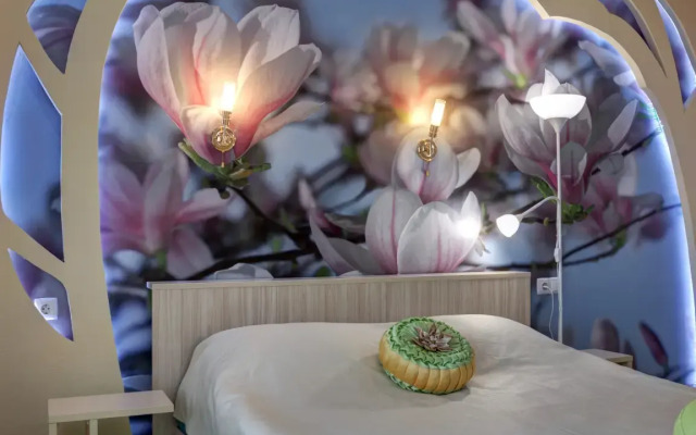 Апартаменты Улучшенные с Видом на Город на площади МОПРа