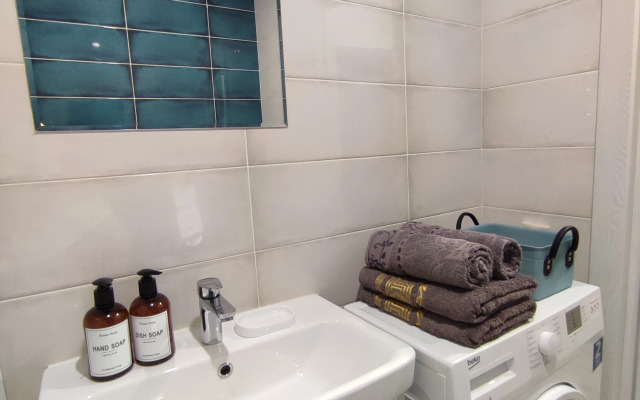 Квартира На Восточно Кругликовской 42 3к1