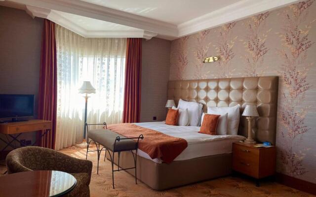 Grand Hotel Europe