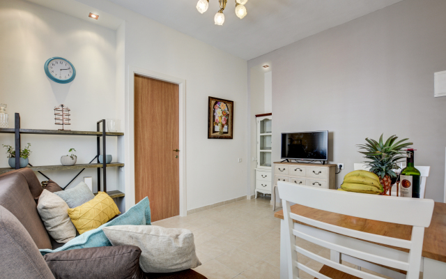 V&V Boutique Apartments Near The Beach