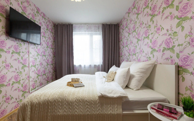 Апартаменты 2комнатные с балконом в мкр "Зеленый Бор"