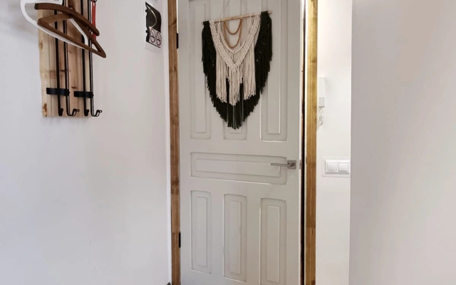 2kh Komnatnaya V Tsentre Goroda Flat