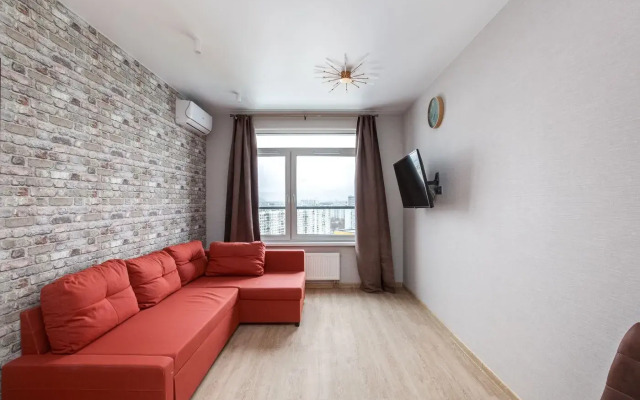 Na Ul Aviatorov 1 Flat