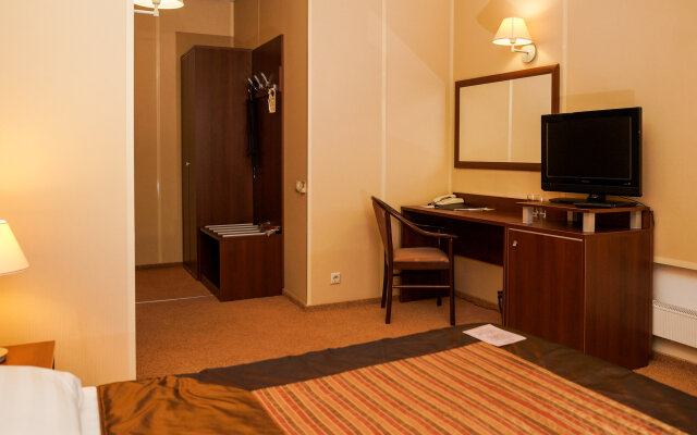 Parus City Hotel