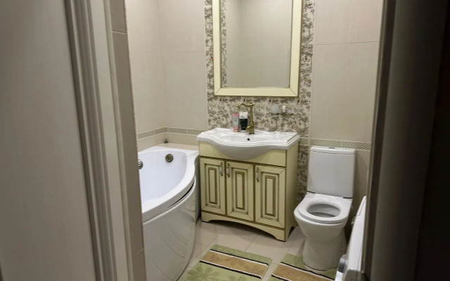 Dvukhurovnevaya 106 Flat