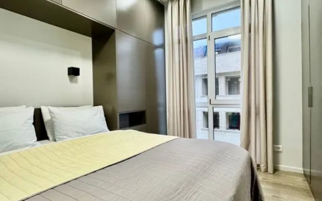 Na Nizhneimeretinskoy 143 Flat