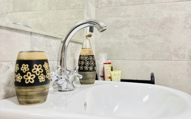 Uyutnaya Studiya 32m2 Novy Remont Flat