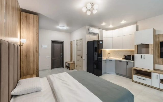 Kvartira Studia s Detskoj Lodziej ot UK Family Pride Apartments