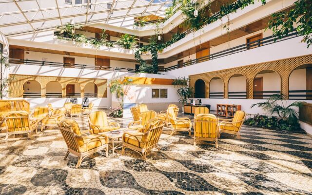 Muthu Oura Praia Hotel