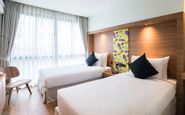 Sunshine Hip Hotel