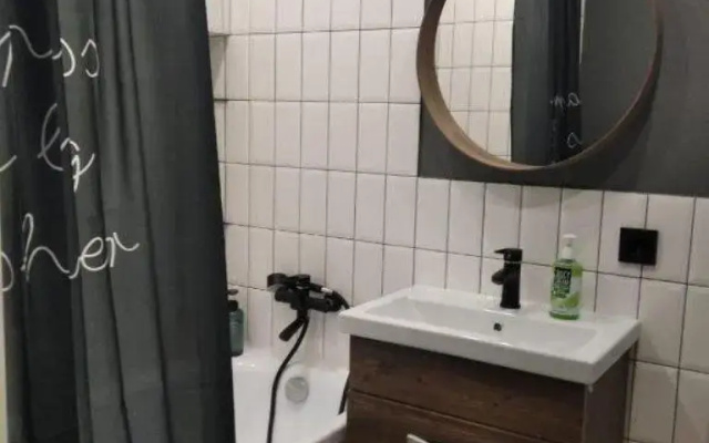 Apartamenty Drim Apartmens 522 Ulucsennyj nomer-studio