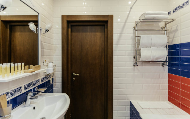 Customs House Hotel & SPA Hotel