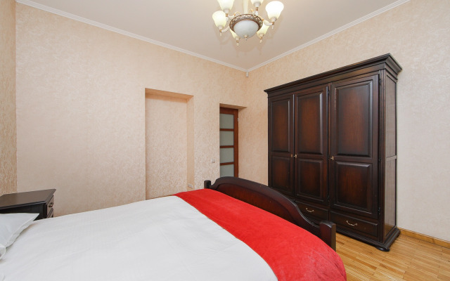 Апартаменты возле озера